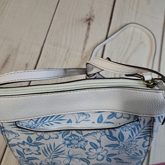 St. John's Bay Tropical Floral Crossbody Bag Purse - Picture 9 of 12
